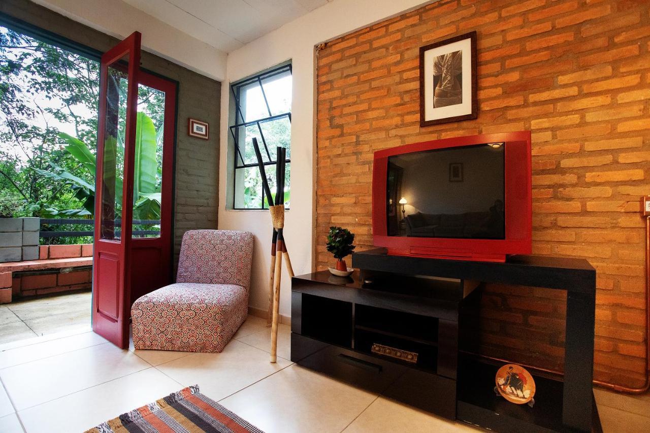 Casa Charmosa E Espacosa 티라덴티스 외부 사진